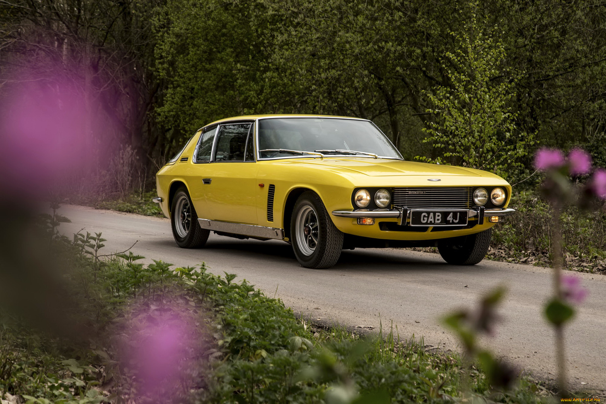 Jensen Interceptor седан